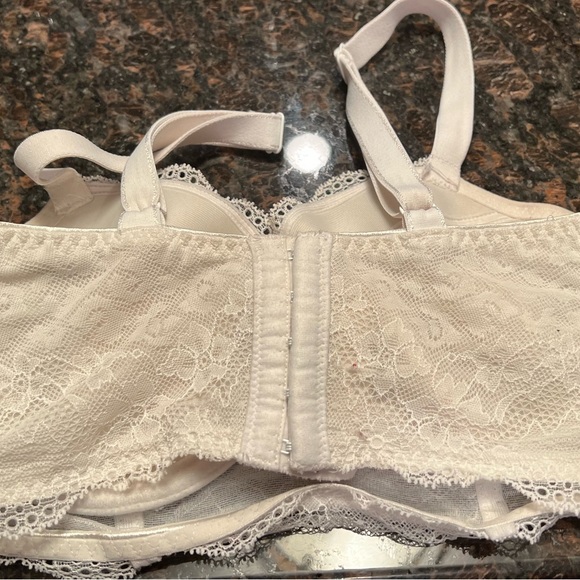 Freya White Lace Bra- Size 28G (US)/28F (UK) - Picture 3 of 5